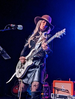 Orianthi Manchester